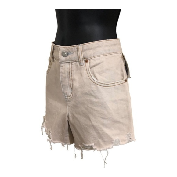 Urban Outfitters UO BDG a-line light peach cutoff distressed jean shorts size 26 - Picture 1 of 13
